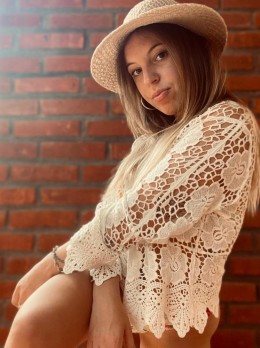Lea - Escort in Cyprus - breast Natural