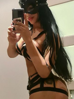 Escort in Aya Napa - Linda