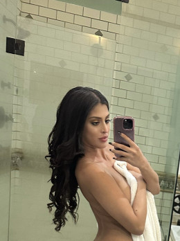 Camila - Escort in Cyprus - eyes Brown